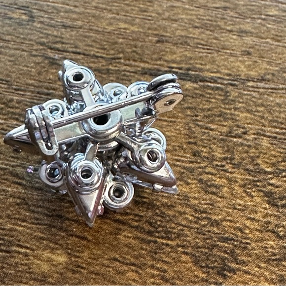 Vintage star brooch - Picture 2 of 16